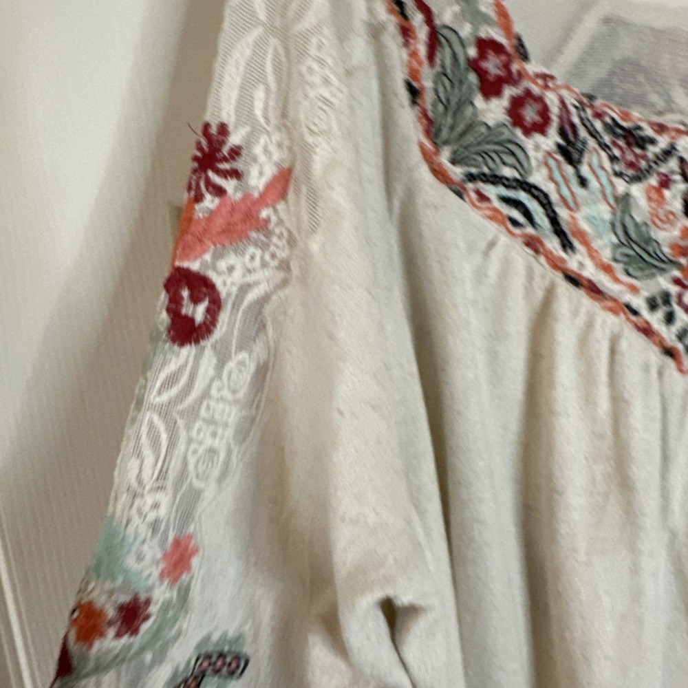 Soft Surroundings Mariella Embroidered Boho Top Size XL Blouse Floral Peasant - Picture 4 of 7